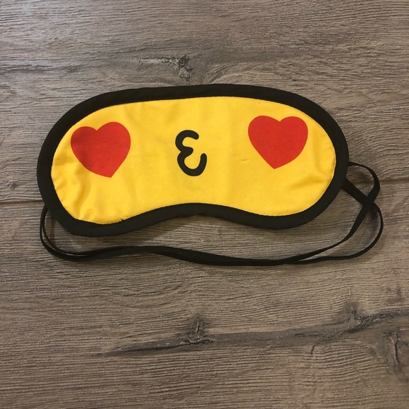 Emoji Travel Set •Pillow & Sleep Mask•Smiley Faces - Picture 5 of 8